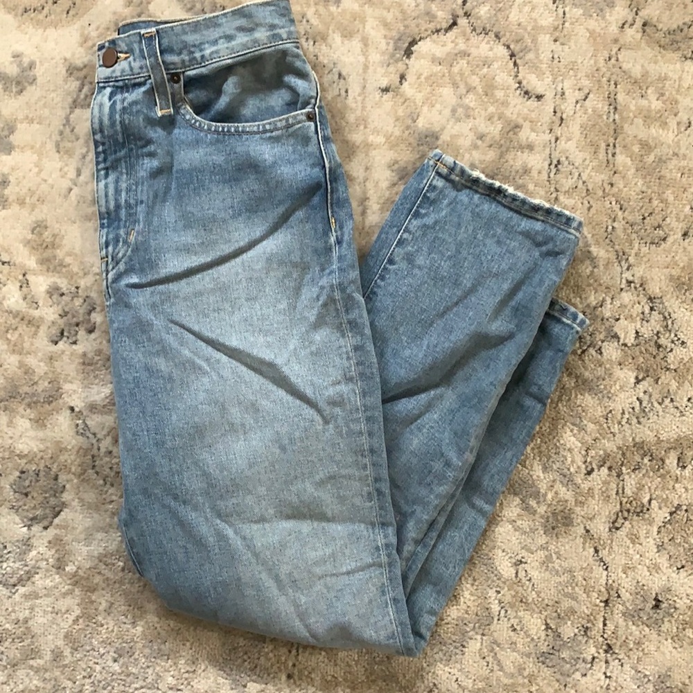 Never worn Something Navy straight leg jeans